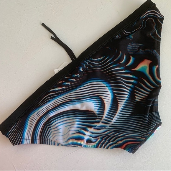 Nike Swim Bikini Bottom XLarge swimsuit Psychedelic Aftershock multi NWT - Picture 3 of 10
